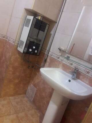 Апартаменты Sadik Akhundovoy Apartment Баку Апартаменты-14